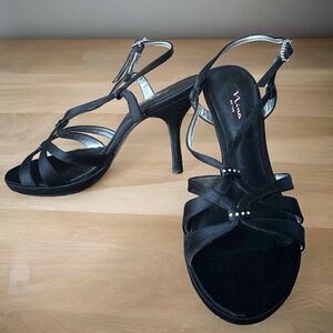 Nina Women's Black Satin Heels 9.5 Strappy Rhinestone Accents Formal Stilettos